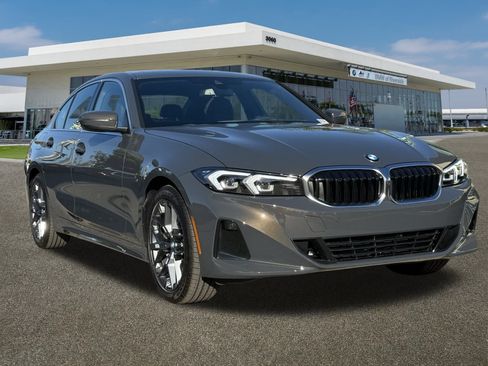 New 2026 BMW 330i Sedan image 2