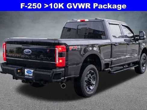 Used 2023 Ford F250 Lariat w/ Sport Appearance Package image 8