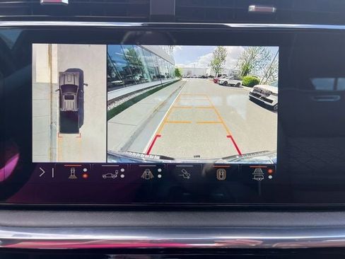 Used 2025 GMC Sierra 2500 Denali Ultimate AWD/4WD image 31