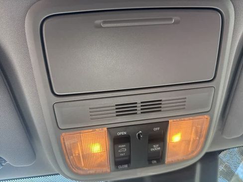 Used 2019 Honda Odyssey EX-L image 20