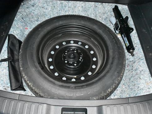 Used 2020 Honda CR-V Touring image 33