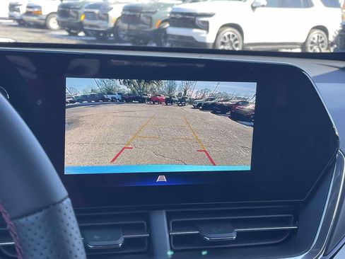 New 2026 Chevrolet Trax RS w/ Sunroof Package FWD image 25
