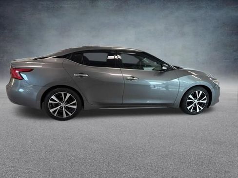 Used 2017 Nissan Maxima 3.5 SV FWD image 5