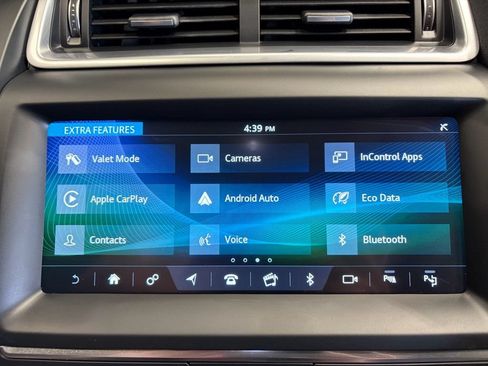 Used 2019 Jaguar E-PACE R-Dynamic SE AWD/4WD image 15