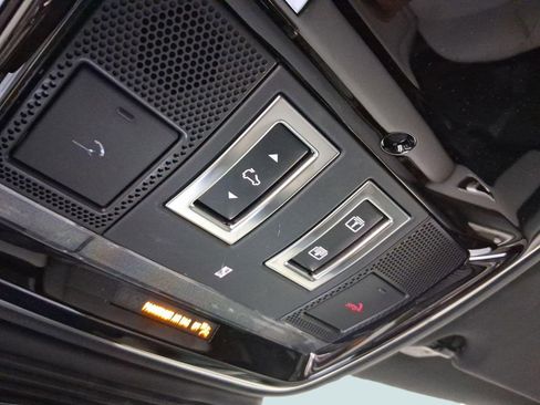 Used 2026 Land Rover Range Rover Velar S image 16