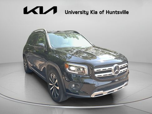 Used 2022 Mercedes-Benz GLB 250 image 1