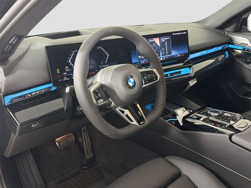 New 2027 BMW 530i w/ M Sport Package RWD image 18