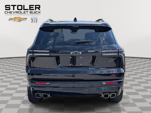 Used 2024 Chevrolet Traverse RS w/ LPO, Floor Liner Package image 4