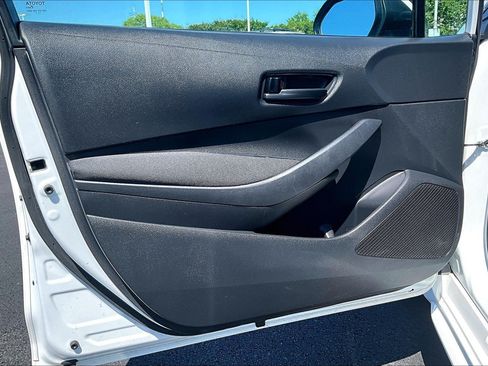 Used 2024 Toyota Corolla LE FWD image 21