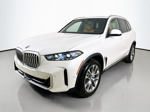 New 2026 BMW X5 xDrive40i w/ Premium Package AWD/4WD image 1