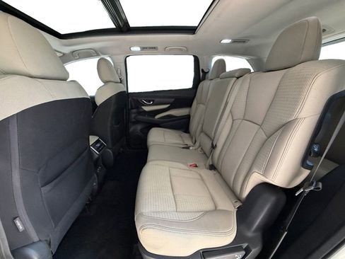 Used 2019 Subaru Ascent Premium AWD/4WD image 11