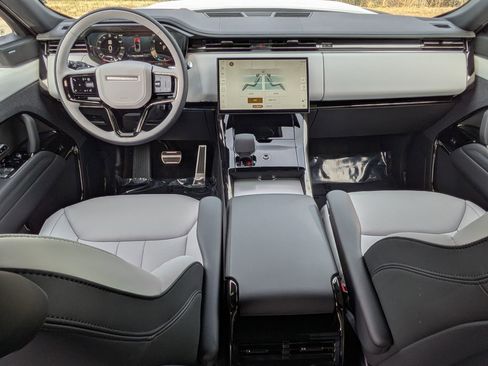 New 2026 Land Rover Range Rover Sport Dynamic SE image 24
