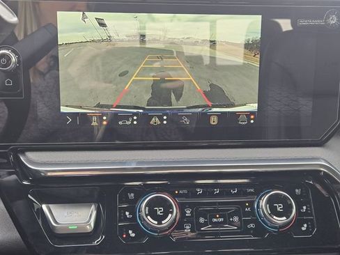 New 2026 GMC Sierra 3500 Denali w/ Denali Reserve Package image 14