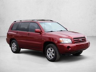 Used 2004 Toyota Highlander 4WD V6 video 3