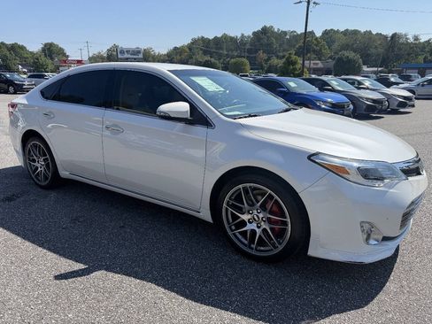 Used 2014 Toyota Avalon XLE FWD image 5
