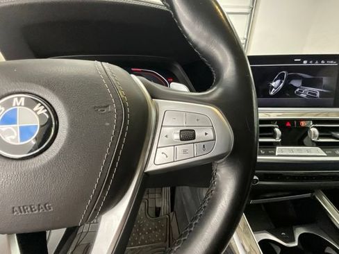 Used 2019 BMW X7 xDrive40i w/ Parking Assistance Package AWD/4WD image 18