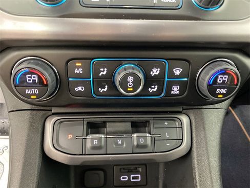 Used 2023 GMC Acadia AT4 w/ Trailering Package image 19