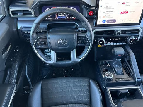 Used 2024 Toyota Tacoma TRD Off-Road w/ TRD Off Road Premium Package image 16