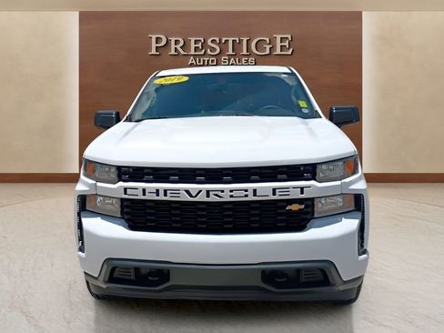 Used 2019 Chevrolet Silverado 1500 Custom w/ Custom Convenience Package RWD image 28