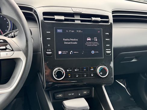 Used 2023 Hyundai Tucson SEL FWD image 17