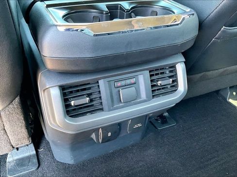 Used 2021 Ford F150 Lariat w/ Equipment Group 502A High AWD/4WD image 23