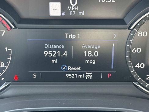 Certified 2024 Cadillac XT5 Premium Luxury AWD/4WD image 21