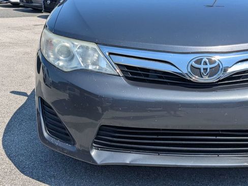 Used 2014 Toyota Camry LE FWD image 9