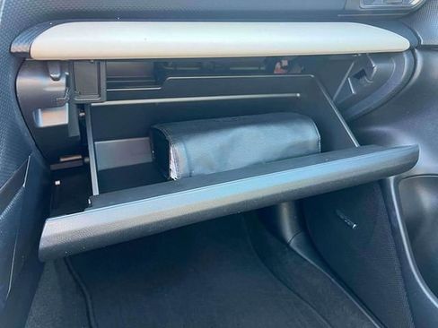 Used 2023 Subaru Forester Limited image 32