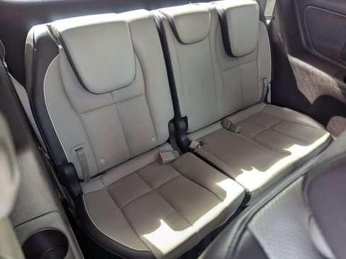 Used 2015 Kia Sedona SX Limited w/ SXL Technology Package image 34