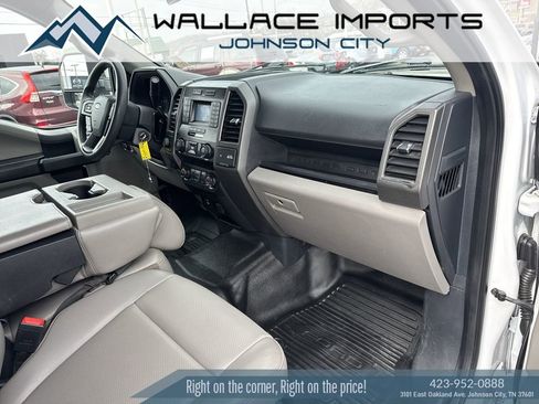 Used 2022 Ford F250 XL w/ Power Equipment Group image 36