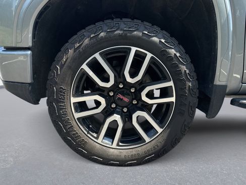 Used 2023 GMC Sierra 1500 AT4 w/ AT4 Premium Package AWD/4WD image 20