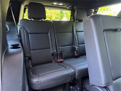 Used 2021 GMC Yukon Denali w/ Denali Premium Package AWD/4WD image 44