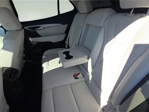 New 2026 Buick Envision Avenir image 24