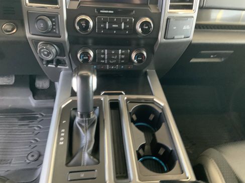 Used 2019 Ford F150 Raptor w/ Equipment Group 802A Luxury image 21