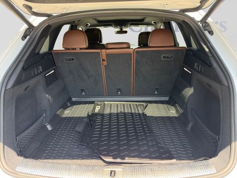 Used 2018 Audi Q5 Prestige w/ Prestige Package AWD/4WD image 7