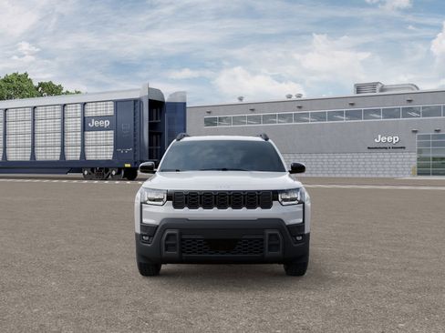 New 2026 Jeep Cherokee Laredo image 9