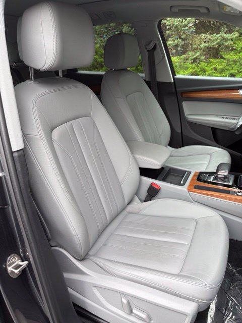 Used 2022 Audi Q5 2.0T Premium Plus w/ Premium Plus Package AWD/4WD image 20