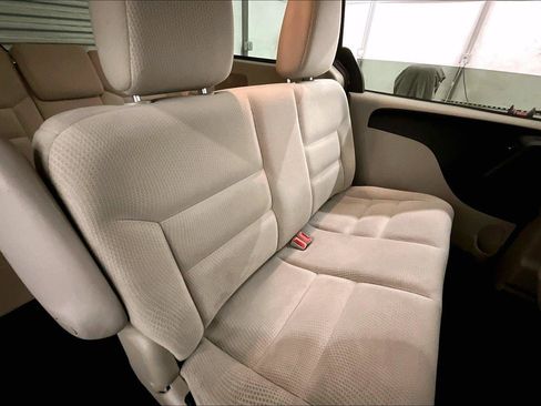 Used 2017 Dodge Grand Caravan SE w/ Power Window Group image 27