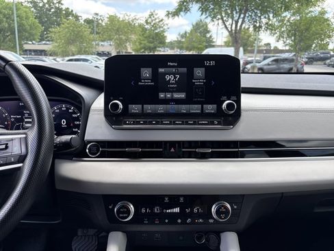 Used 2024 Mitsubishi Outlander SEL AWD/4WD image 15