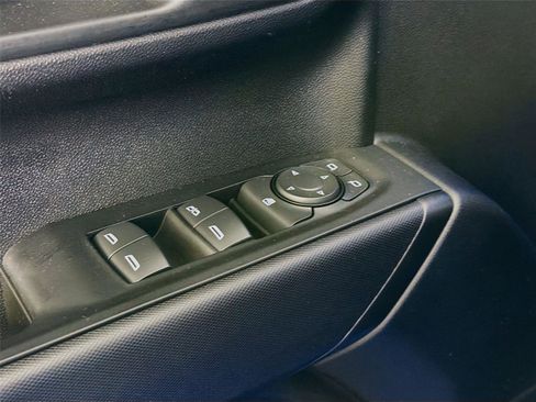 Used 2026 Chevrolet Silverado 1500 Custom w/ Turbomax Blackout Package image 18