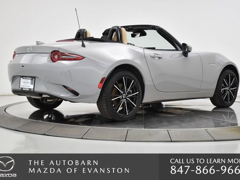 Used 2025 MAZDA MX-5 Miata Grand Touring w/ Weather Package image 21