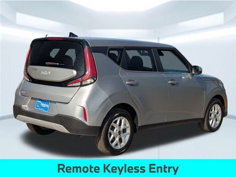 Used 2023 Kia Soul LX w/ Option Group 015 image 6