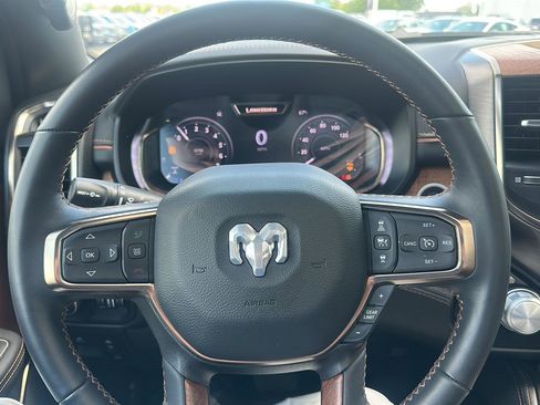 Used 2024 RAM 1500 Limited AWD/4WD image 16