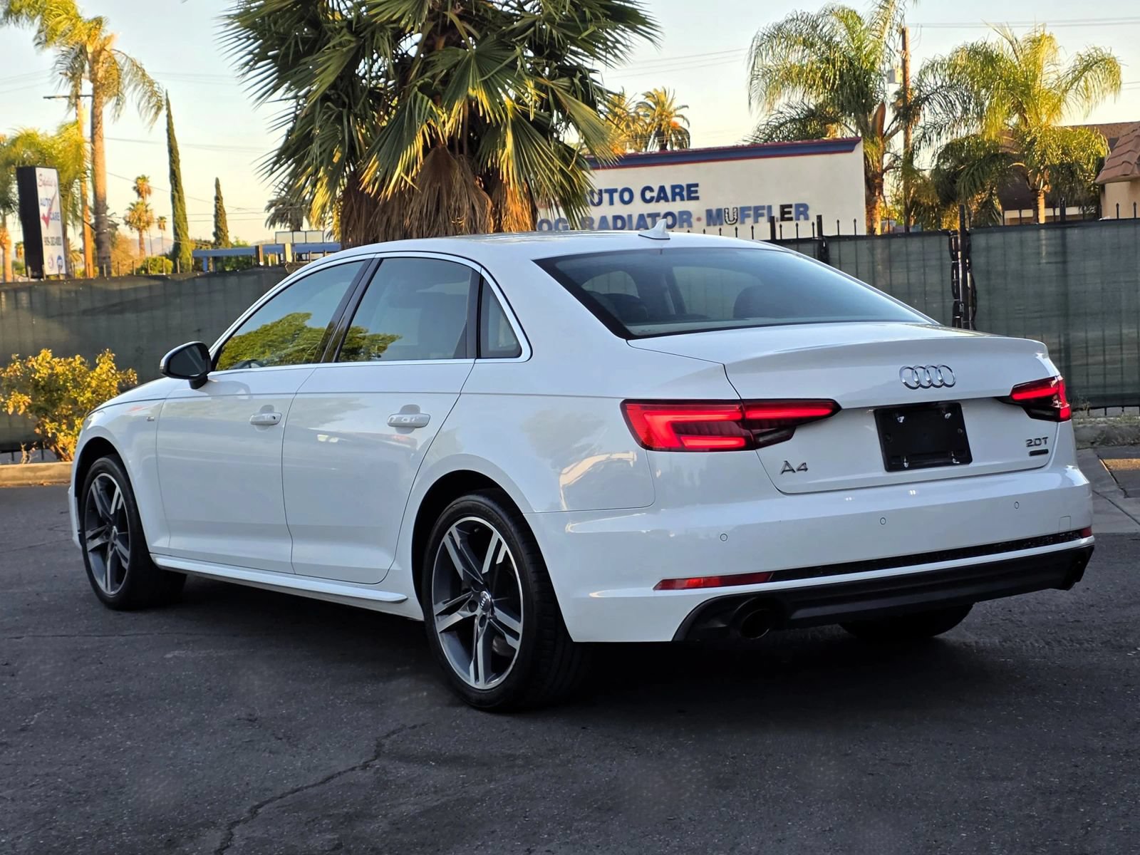 Used 2017 Audi A4 2.0T Premium Plus w/ Premium Plus Package AWD/4WD image 4