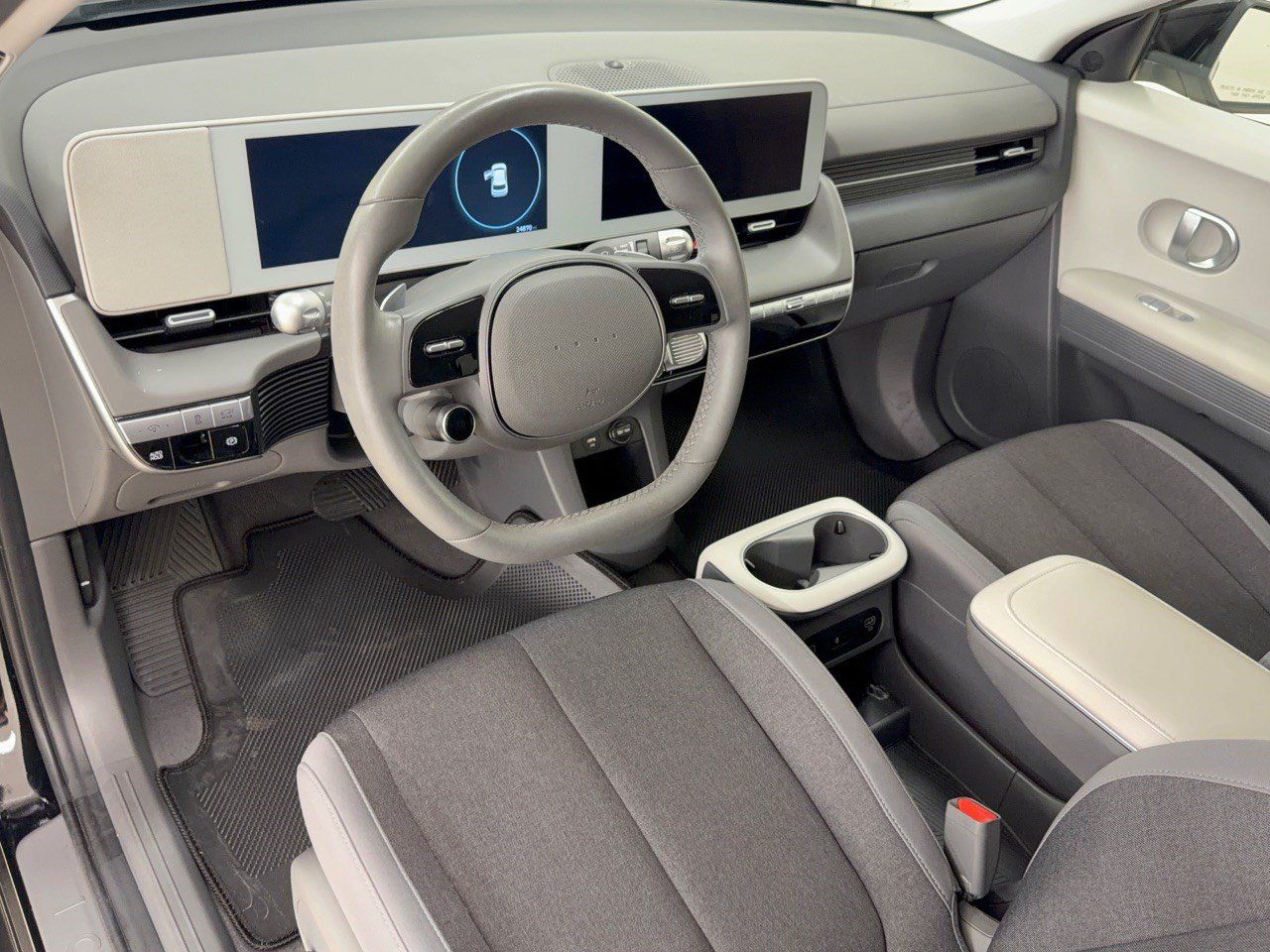 Used 2024 Hyundai Ioniq 5 SEL AWD/4WD image 4