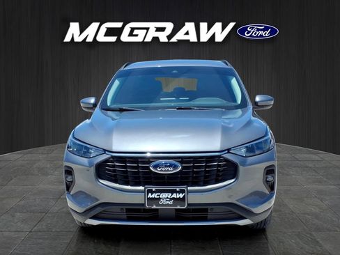 Certified 2024 Ford Escape SE FWD image 2