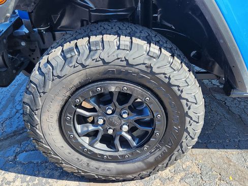 Used 2023 Jeep Wrangler Unlimited Rubicon 4xe image 25