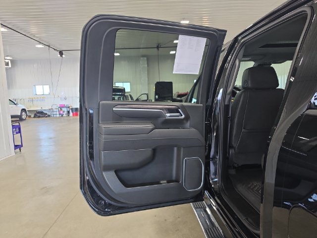 Used 2026 Chevrolet Silverado 3500 LTZ w/ LTZ Plus Package AWD/4WD image 27