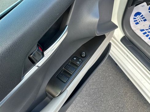 Used 2023 Toyota Camry SE image 15