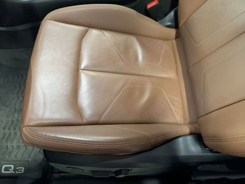 Used 2020 Audi Q3 2.0T Premium Plus w/ Premium Plus Package image 14